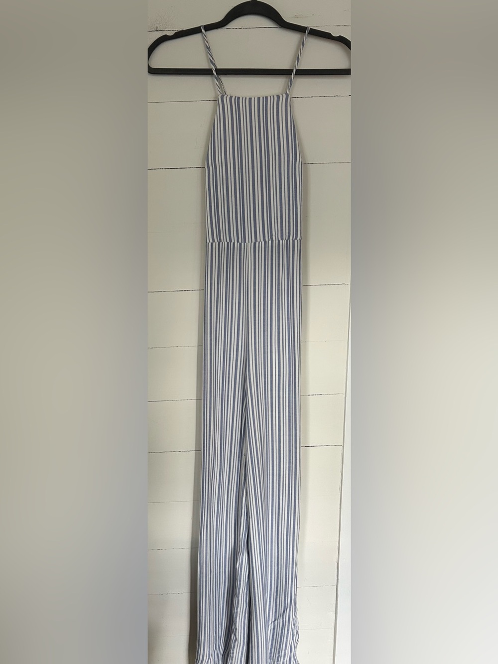 NWT Forever 21 Blue and White Striped Spaghetti Strap Jumpsuit, Size Small - Picture 1 of 6